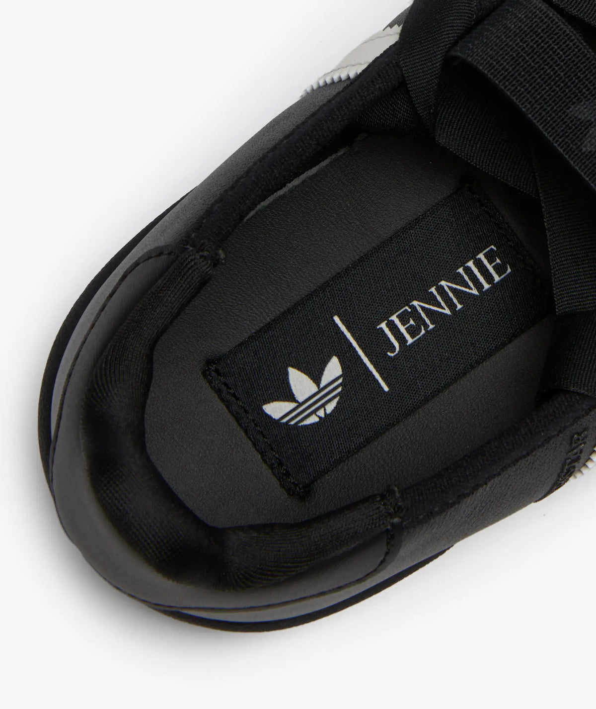 Jennie Superstar Square Ballet